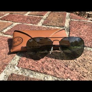 Black aviator RAY BANS